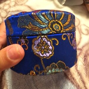 Embroidered Chinese Travel Jewelry Container